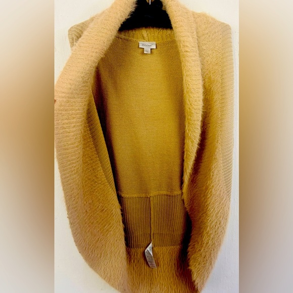Avenue, beige, fuzzy sweater vest - $15 - Picture 4 of 6